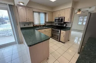 35 Thompson Ave, Woodbridge Township, NJ 08863 - Photo 4