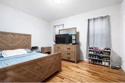 492 E 26th St, Paterson, NJ 07514 - Photo 6