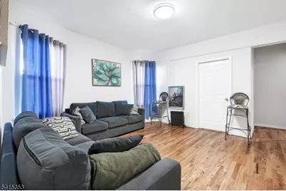 492 E 26th St, Paterson, NJ 07514 - Photo 4