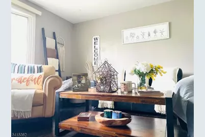 17 Country Club Ln, Elizabeth, NJ 07208 - Photo 4