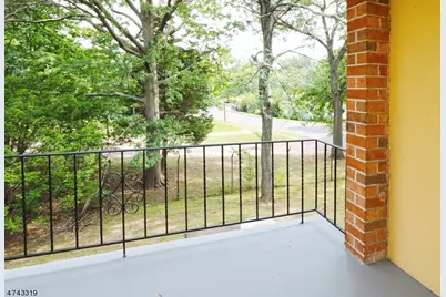 2 Westervelt Pl #C203, Clifton, NJ 07011 - Photo 2