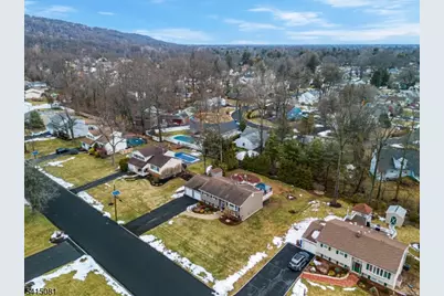 20 Hayward St, Bridgewater, NJ 08805 - Photo 38