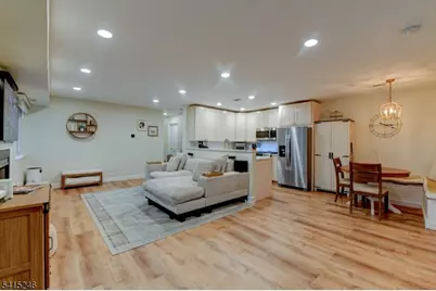 102 Woods Edge Dr #102, Roxbury Township, NJ 07876 - Photo 10