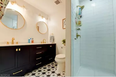 102 Woods Edge Dr #102, Roxbury Township, NJ 07876 - Photo 18