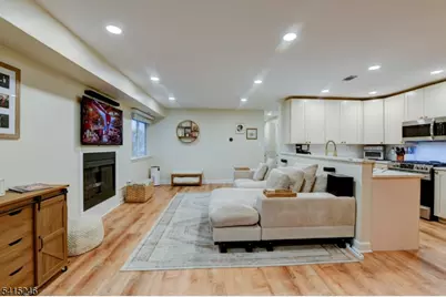 102 Woods Edge Dr #102, Roxbury Township, NJ 07876 - Photo 1