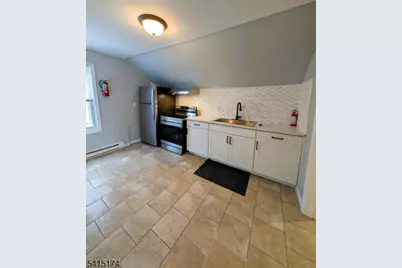 437 21st St, Paterson, NJ 07513 - Photo 4