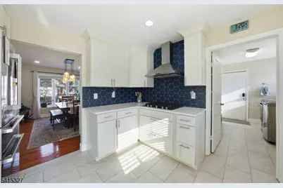 107 Van Dyke Ct, Hillsborough Township, NJ 08844 - Photo 18