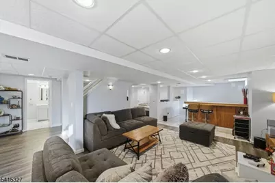 107 Van Dyke Ct, Hillsborough Township, NJ 08844 - Photo 32