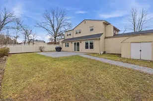 61 Queen Anne Dr, Bernards Township, NJ 07920 - Photo 40