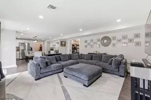 61 Queen Anne Dr, Bernards Township, NJ 07920 - Photo 20