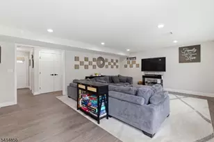 61 Queen Anne Dr, Bernards Township, NJ 07920 - Photo 18