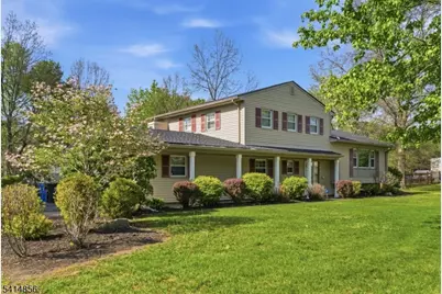 61 Queen Anne Dr, Bernards Township, NJ 07920 - Photo 2