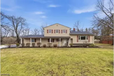 61 Queen Anne Dr, Bernards Township, NJ 07920 - Photo 2