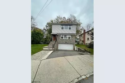 16 Gifford Ct #1, Maplewood, NJ 07040 - Photo 1