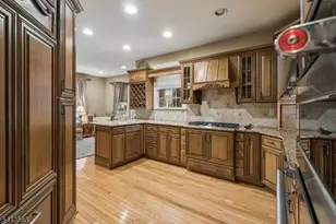 8 Wyckoff Way, Chester, NJ 07930 - Photo 8