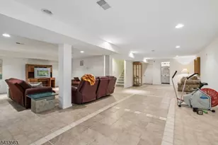 8 Wyckoff Way, Chester, NJ 07930 - Photo 26