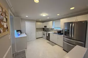 25 Frankie Ln, East Hanover Township, NJ 07936 - Photo 6