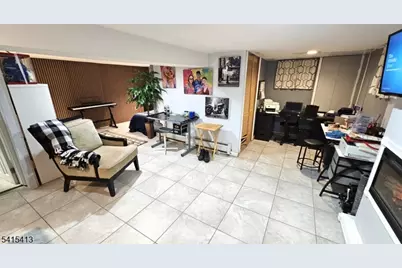 213 Vernon Ave, Paterson, NJ 07503 - Photo 14