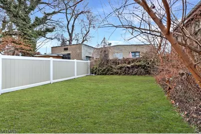 579 Nassau St, City Of Orange Twp., NJ 07050 - Photo 14