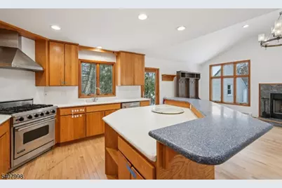 20 Fairmount Rd, New Providence, NJ 07974 - Photo 6