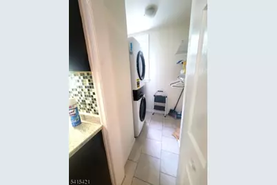 26 Harding Ter, Newark, NJ 07112 - Photo 4