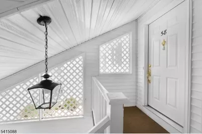 58 Smithfield Ct, Bernards Township, NJ 07920 - Photo 2