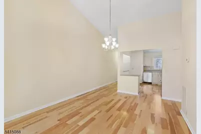 58 Smithfield Ct, Bernards Township, NJ 07920 - Photo 12