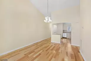 58 Smithfield Ct, Bernards Township, NJ 07920 - Photo 12