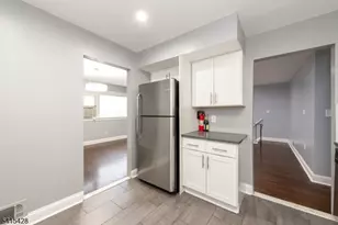 11 Troy Ct, Maplewood, NJ 07040 - Photo 8