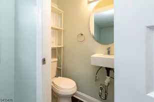 11 Troy Ct, Maplewood, NJ 07040 - Photo 16