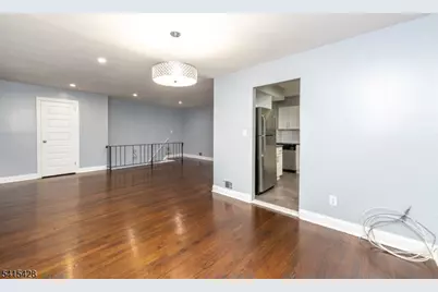 11 Troy Ct, Maplewood, NJ 07040 - Photo 4