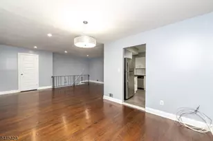 11 Troy Ct, Maplewood, NJ 07040 - Photo 4