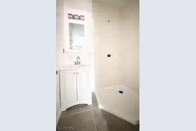 348 Woodside, Newark, NJ 07104 - Photo 20