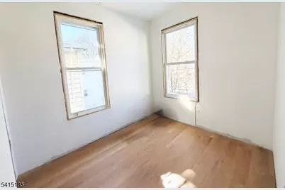 348 Woodside, Newark, NJ 07104 - Photo 4