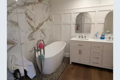 47 Eton Ct, Bedminster Township, NJ 07921 - Photo 12