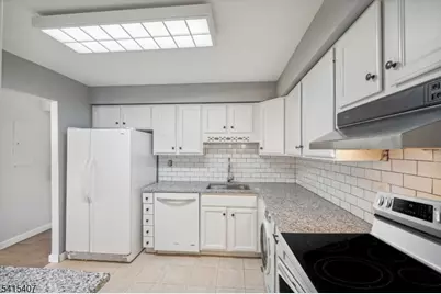 18 Prospect St #4D, South Orange, NJ 07079 - Photo 4