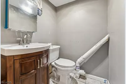 2543 Branford Ave, Union Township, NJ 07083 - Photo 24