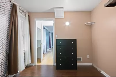 16 Clover Ave, Ewing Township, NJ 08638 - Photo 4