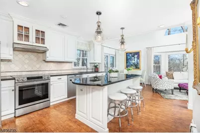 18 Harding Ter, Morristown, NJ 07960 - Photo 4