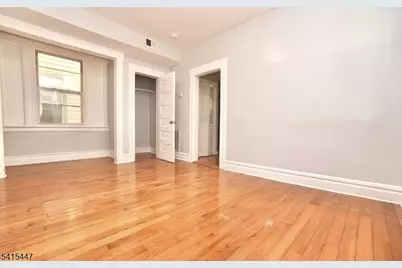 20 Stuyvesant Ave, Newark, NJ 07106 - Photo 16