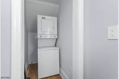 51 Ampere Pkwy, East Orange, NJ 07017 - Photo 14