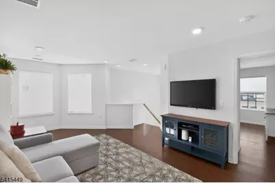 110 Grabowski Dr, Sayreville Boro, NJ 08859 - Photo 18