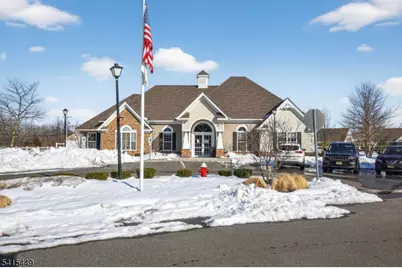 110 Grabowski Dr, Sayreville, NJ 08859 - Photo 28