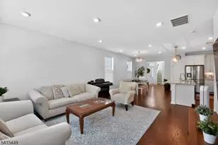 110 Grabowski Dr, Sayreville Boro, NJ 08859 - Photo 10