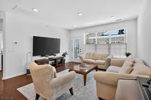 110 Grabowski Dr, Sayreville Boro, NJ 08859 - Photo 8