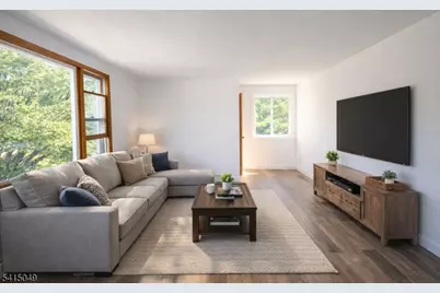 34 Mawhinney Ave, Hawthorne, NJ 07506 - Photo 6