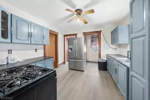 88 Woodbridge Ave, Woodbridge Township, NJ 07077 - Photo 6