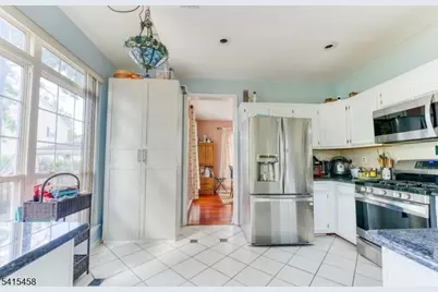 10 Marco Polo Ct, Franklin Township, NJ 08823 - Photo 6