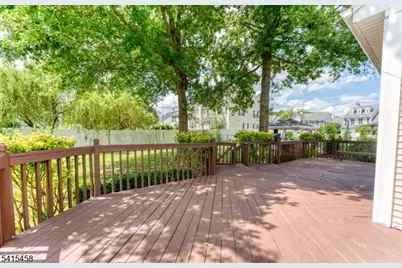 10 Marco Polo Ct, Franklin Township, NJ 08823 - Photo 14