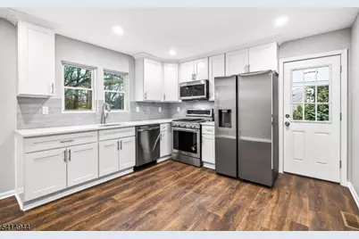 9 Saint James Ave, Pohatcong Township, NJ 08865 - Photo 4